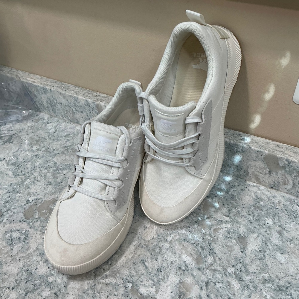 Sorel Sneakers Out N About III Low Size 8 Sea Salt White Canvas Suede NL4970-125